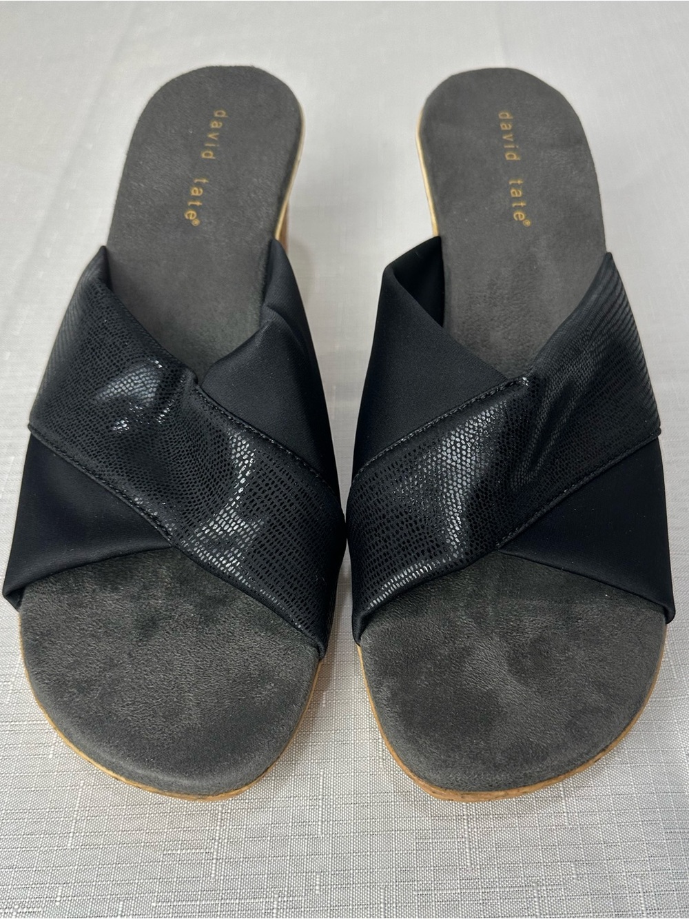 David Tate Perfect Black Lizard Wedges Size 12